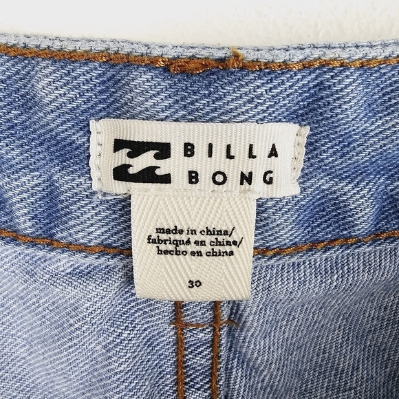 Billabong Distressed High Rise Denim Jean Shorts, size 30 - Picture 3 of 10